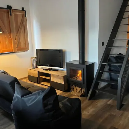 Casa Da Vinha Escondida Al Biscoitos (Terceira)