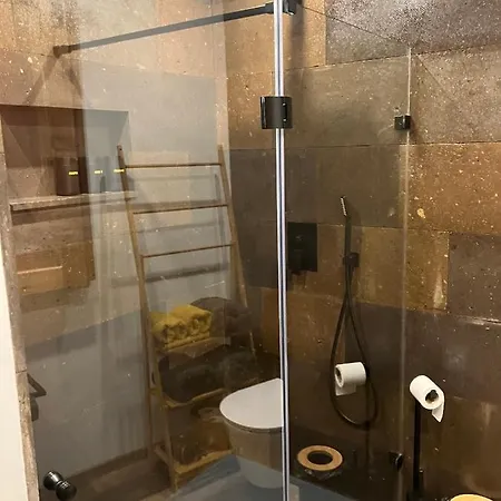 Casa Da Vinha Escondida Al Biscoitos (Terceira)