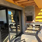 Casa Da Vinha Escondida Al Biscoitos (Terceira)