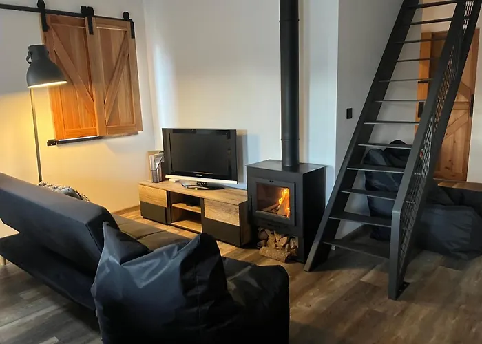 Casa Da Vinha Escondida Al Biscoitos (Terceira)