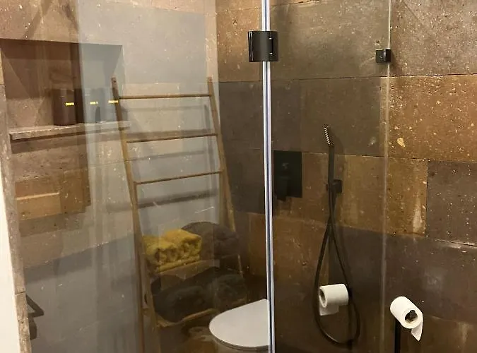 Casa Da Vinha Escondida Al Biscoitos (Terceira)