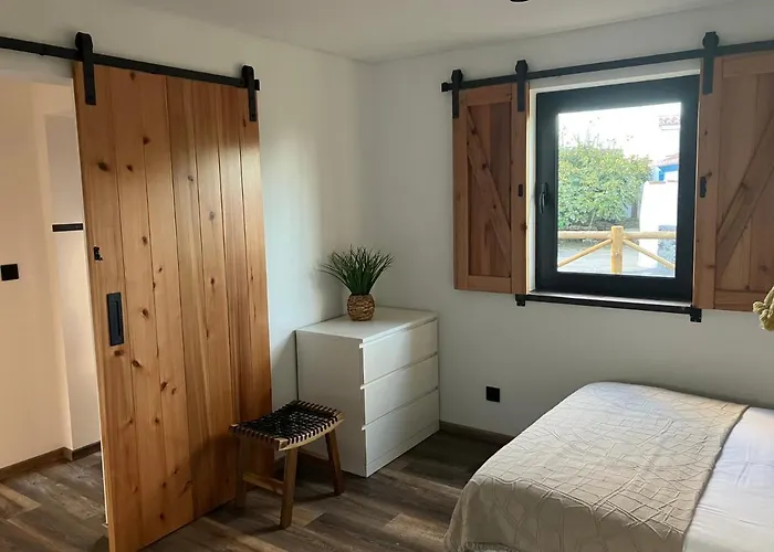 Casa Da Vinha Escondida Al Holiday home *